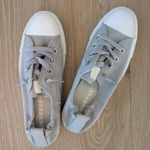 Converse Women's Shoreline Sneakers (Sz 8)